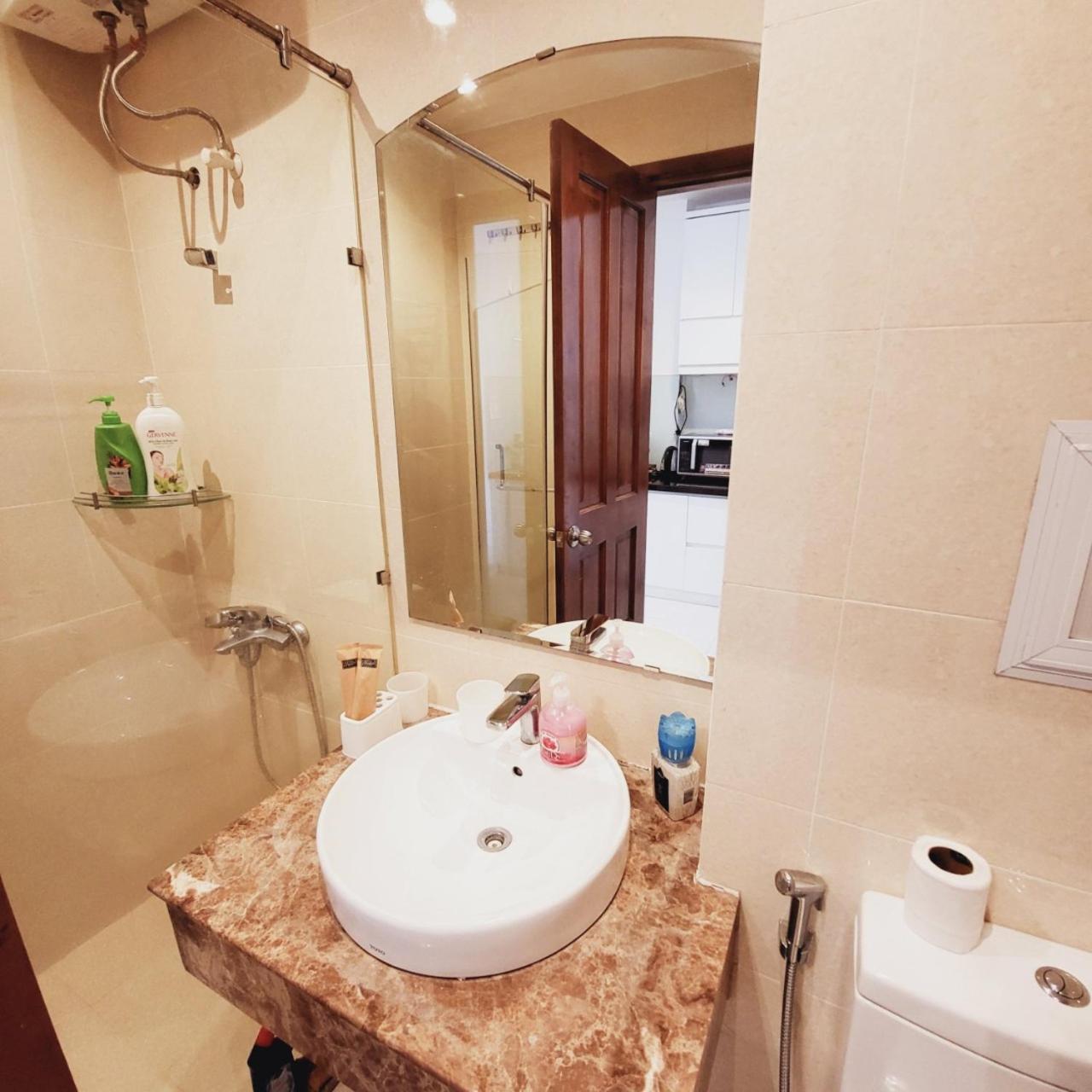 Austin Home Apartment Sky Center - Near Tan Son Nhat Airport Ho Chi Minh-staden Exteriör bild